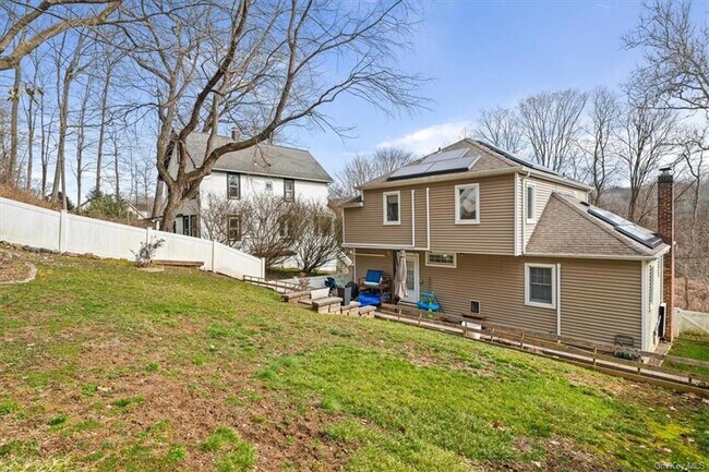Building Photo - 125 S Kensico Ave
