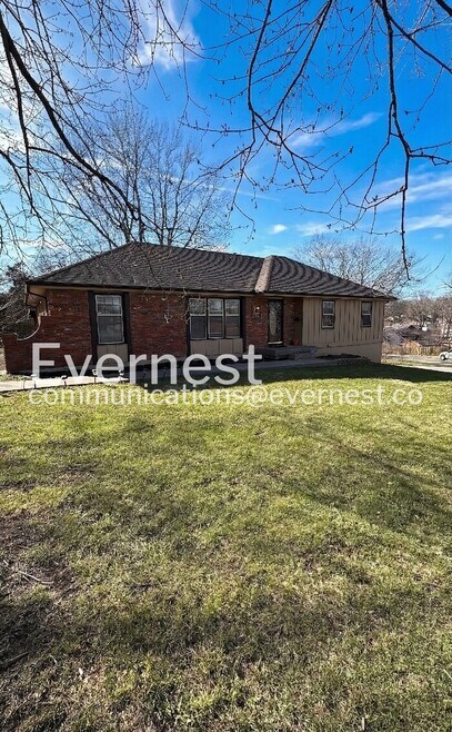 Building Photo - 13002 Crystal Ave