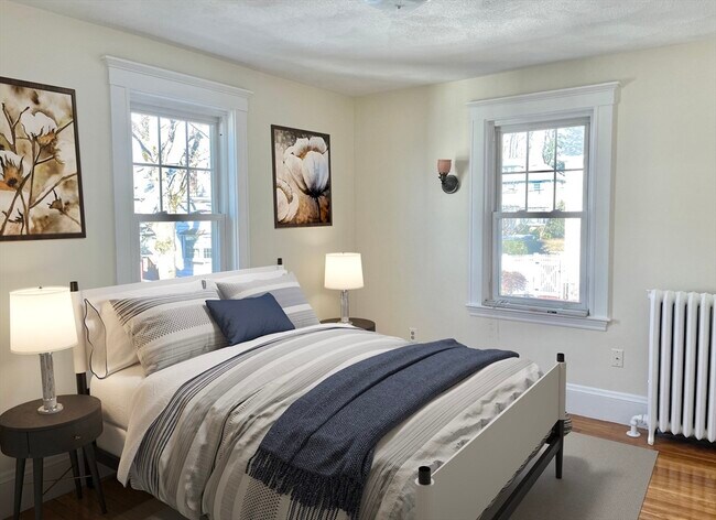 Building Photo - 88 Poplar St