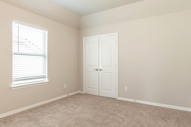 Building Photo - 3443 Cabernet Shores Dr