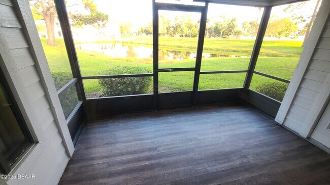 Building Photo - 138 Blue Heron Dr