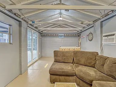 Building Photo - Riverside Heights Pool Home | Across from the Hillsborough River