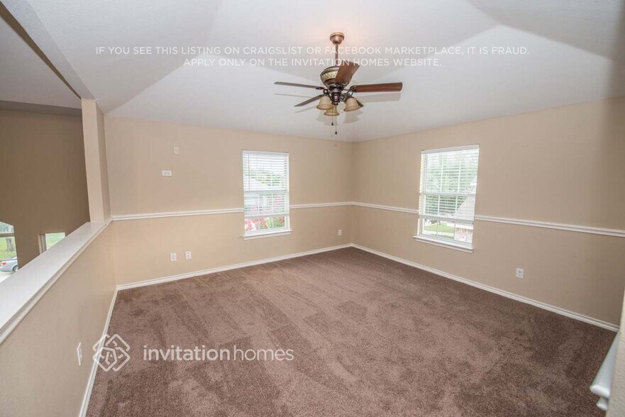 Building Photo - 1621 Churchill Ln