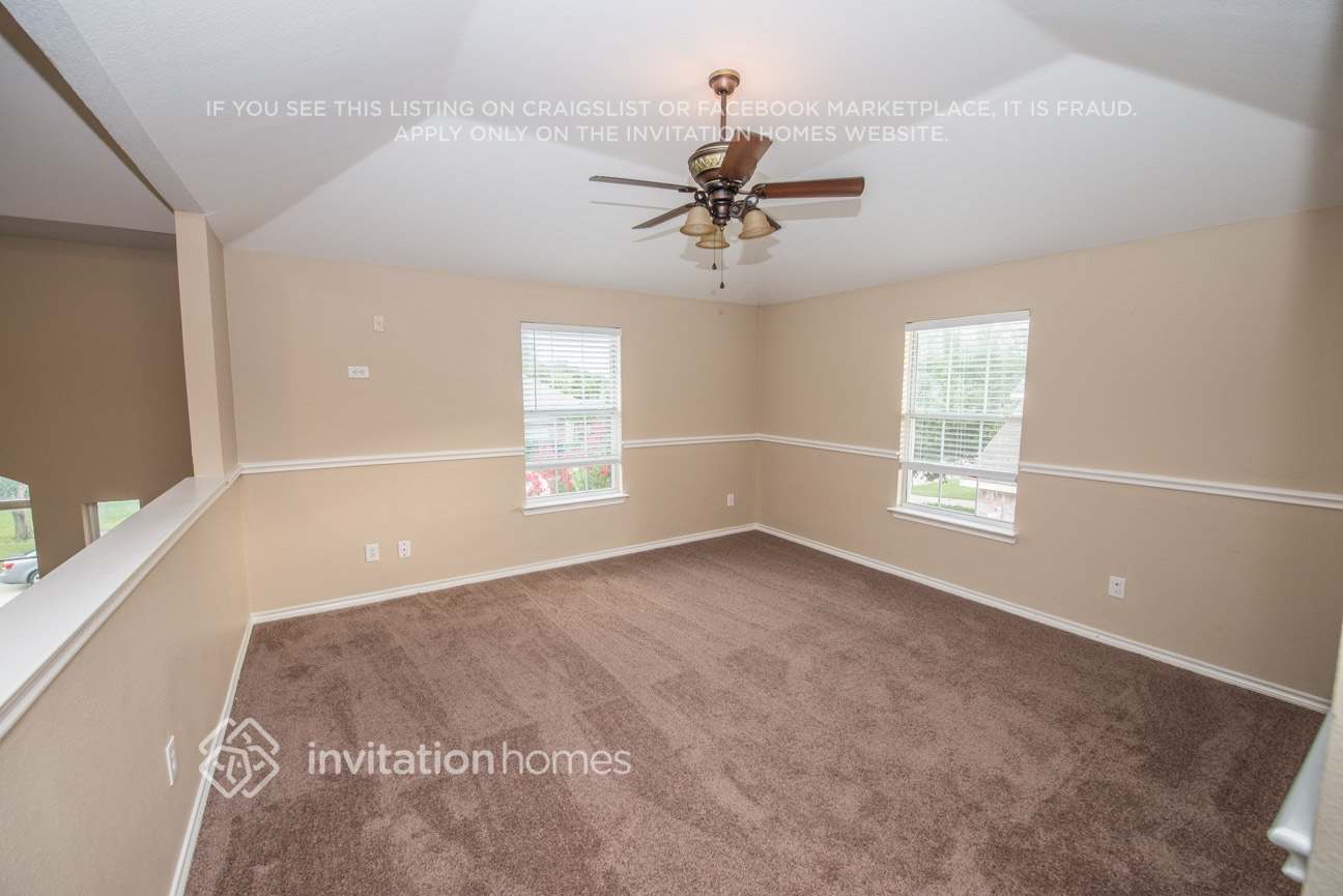 Building Photo - 1621 Churchill Ln