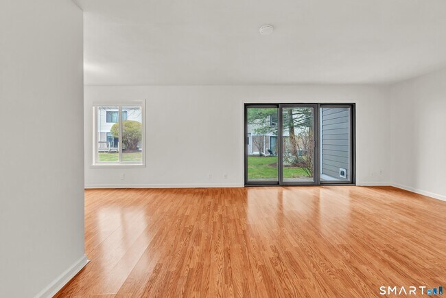 Building Photo - 57 Lawson Ln