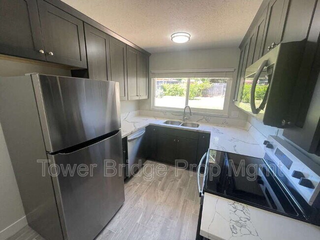Building Photo - 8255 Oahu Dr