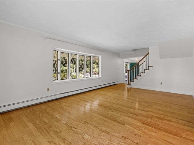 Building Photo - 15 Woodridge Rd