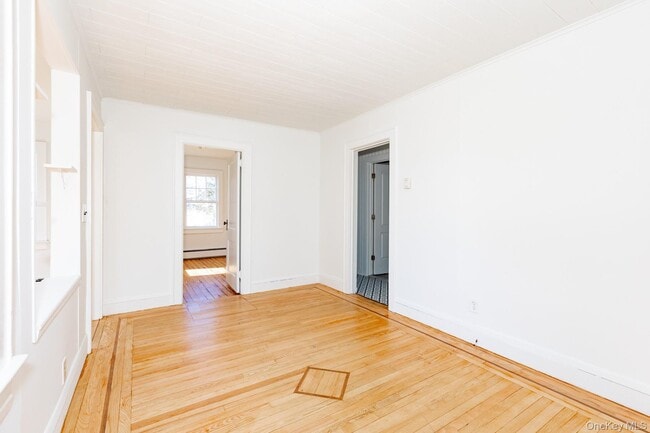 Building Photo - 160 Austin St