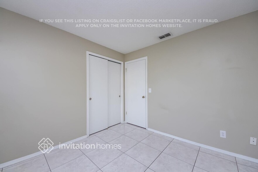 Building Photo - 1422 Coldwater Ct