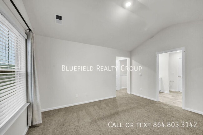 Building Photo - 1329 Wunder Way