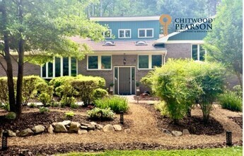 Building Photo - 120 Tall Pine Dr