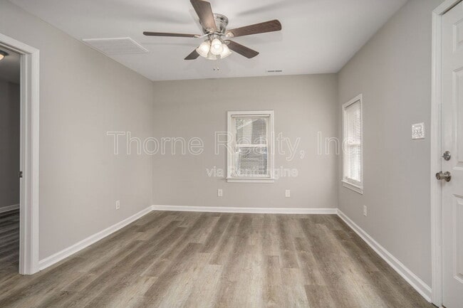 Building Photo - 336 Coleman Ave