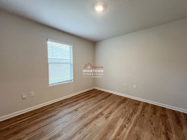 Building Photo - 6351 Burrow Ln