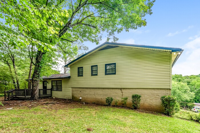 Building Photo - 1656 5th Pl NW