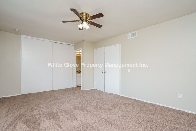 Building Photo - Charming Remodeled 3-Bedroom Townhome on Cul-de-Sac Near Greenbelt & Pool