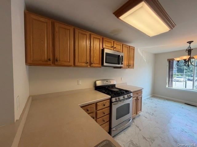 Building Photo - 1403 Scarborough Dr