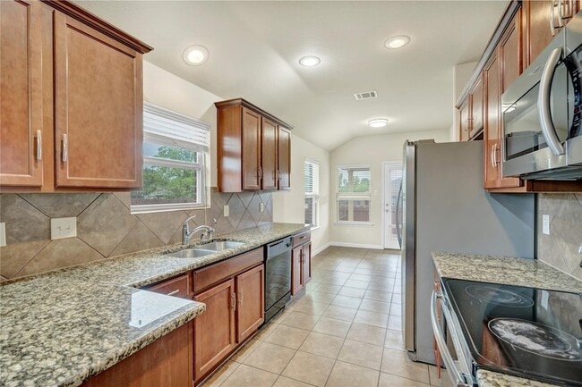 Building Photo - 9001 Tumbleweed Dr