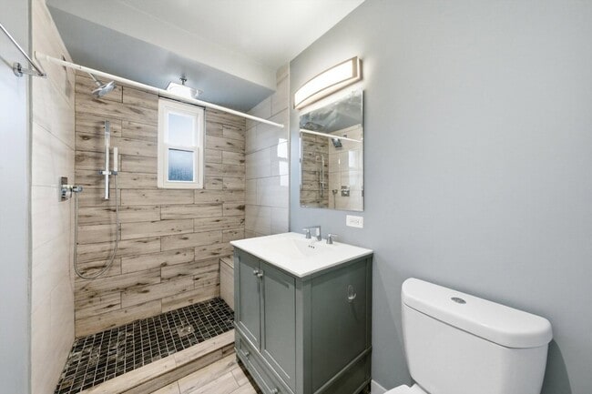 Building Photo - 4605 S Laramie Ave