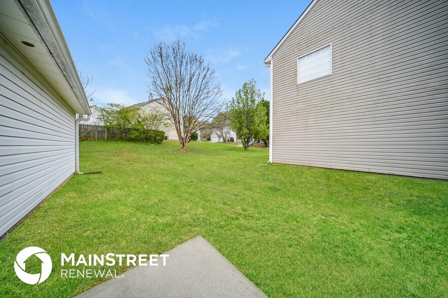 Building Photo - 6891 Mahonia Pl