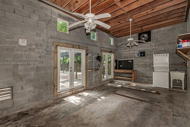 Building Photo - 500 Palmetto Dr