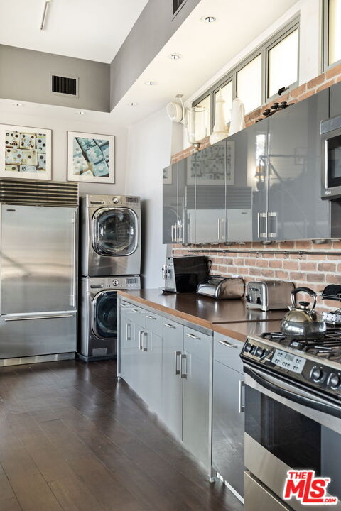 Building Photo - 1513 9th St