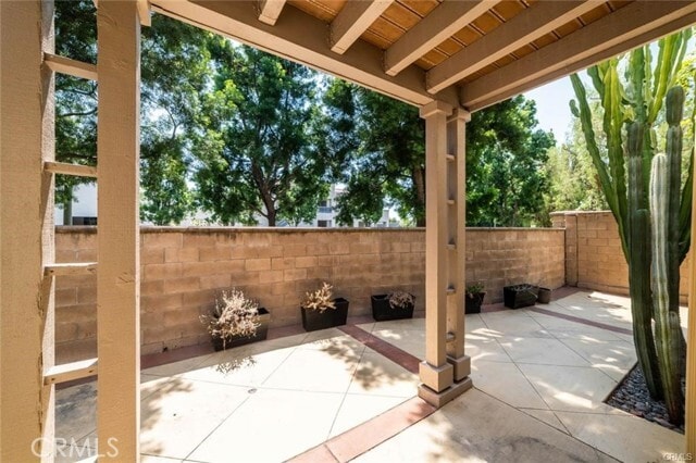 Building Photo - 8 San Clemente