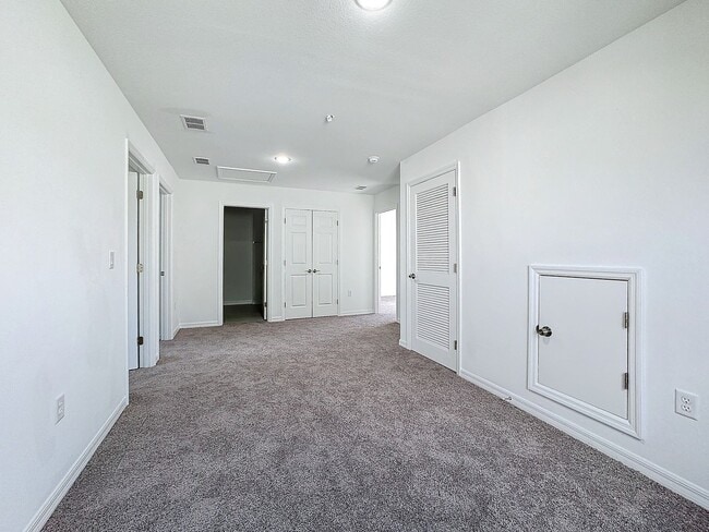 Building Photo - 1748 Barton Towne Cir