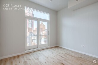 Building Photo - 412 S 13th St