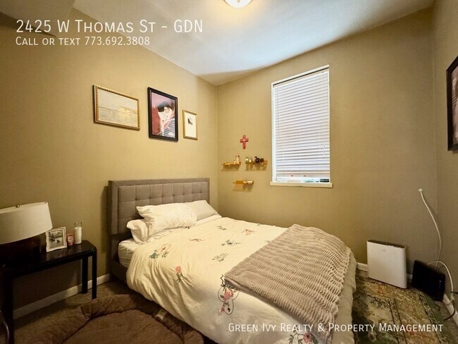 Building Photo - 2425 W Thomas St