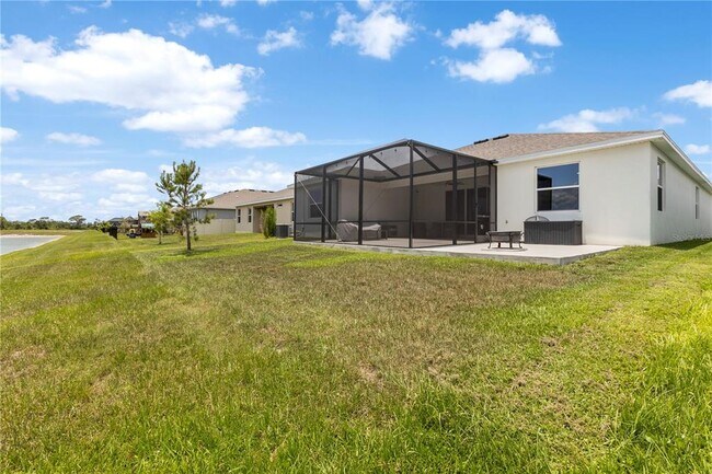 Building Photo - 33700 Hamilton Hl Ln