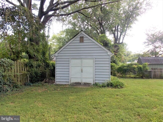 Building Photo - 6409 Higham Dr