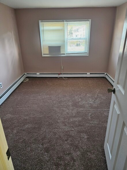 3rd bedroom - 730 Tatum St