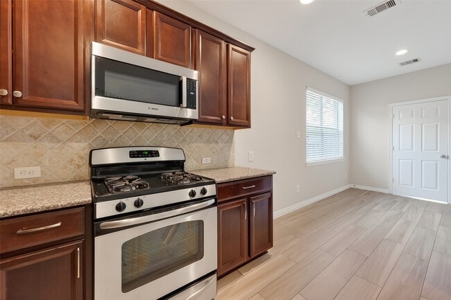 Building Photo - 19923 Pemetic Trail