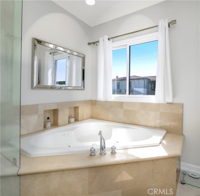 Building Photo - 300 16th St