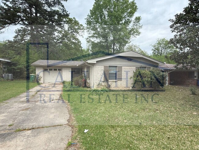 Building Photo - 119 Texas Ave