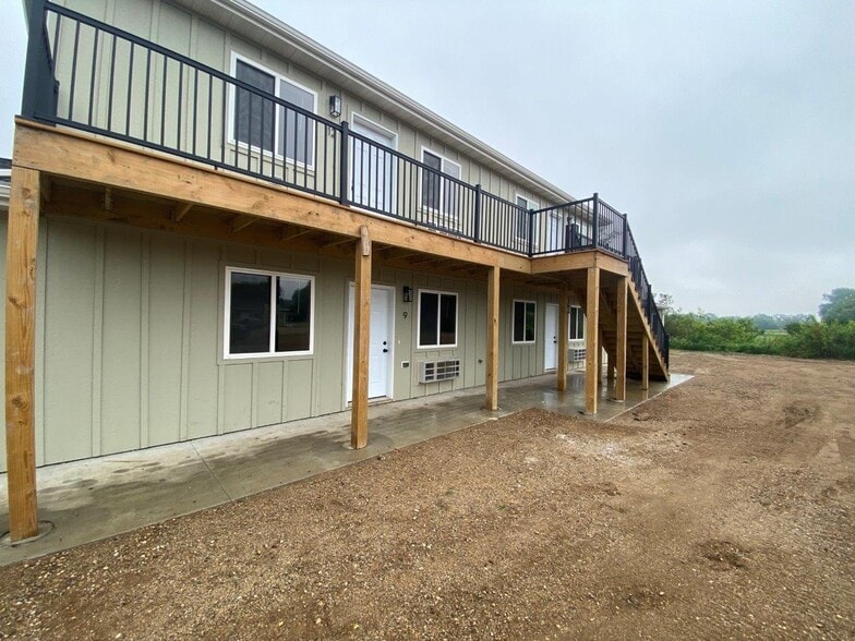 Building Photo - SunHill Bryant
