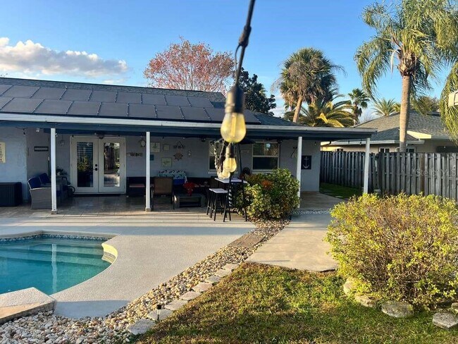 Building Photo - 20812 Maxim Pkwy