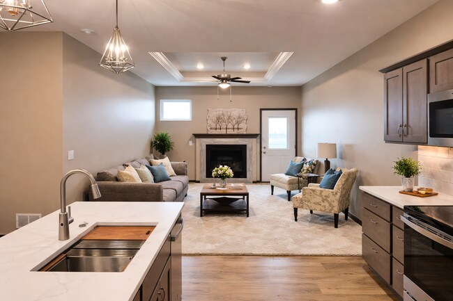 Building Photo - 3104 Bassett Dr