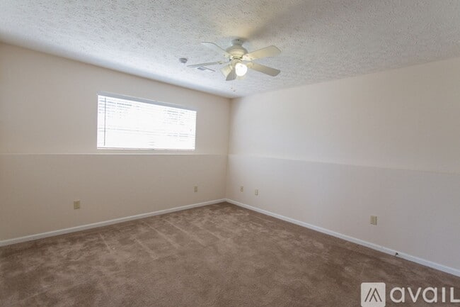 Building Photo - NEWLY PAINTED INSIDE!!! Available May 15