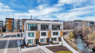 Building Photo - 4186 S Main St