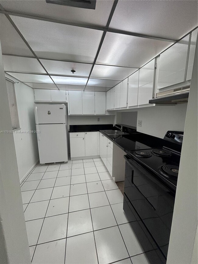 Building Photo - 8730 SW 133rd Avenue Rd