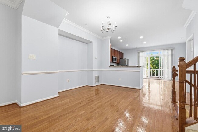 Building Photo - 11765 Skylark Rd
