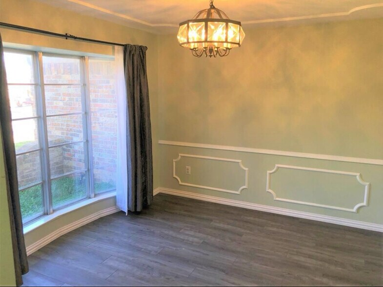 Building Photo - 901 Forest Trail Ct