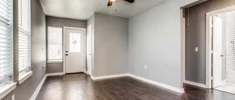 Building Photo - 1212 Hamblen St