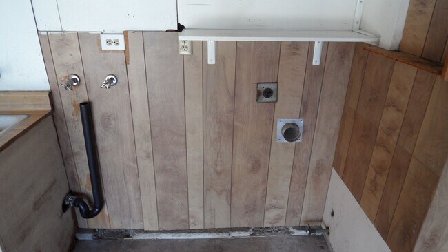 Building Photo - 1189 N Shattuck St