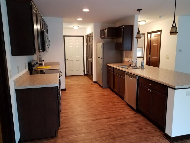 Primary Photo - 726 Prospect Dr