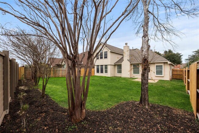 Building Photo - 6411 Briar Moss Ln