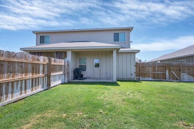 Building Photo - 1204 Garland Rd