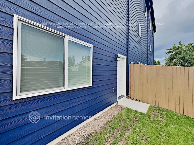 Building Photo - 6505 47th Ave NE