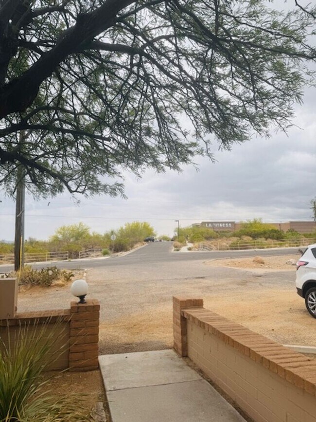 Building Photo - Sunnyslope Apartments